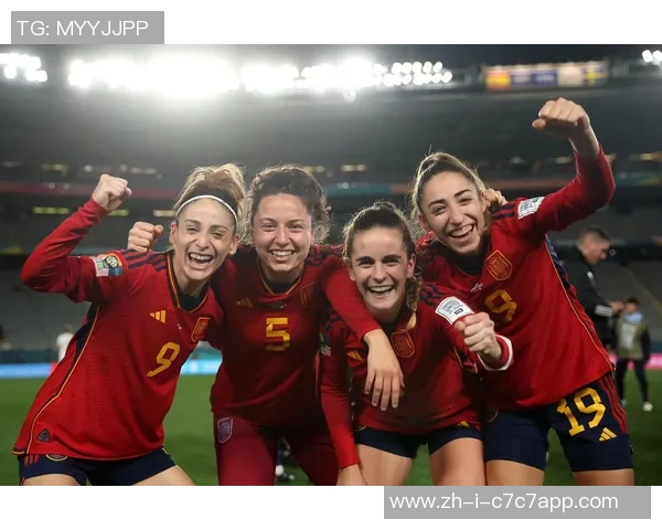 最风流足球球星女友美照曝光 细数她们与球员的甜蜜瞬间