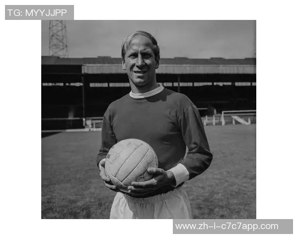 用足球改变命运的传奇球星如何从贫困走向世界巅峰